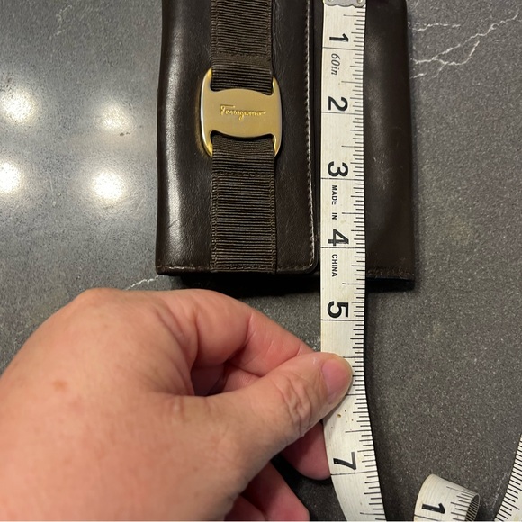 Salvatore Ferragamo compact wallet - Picture 5 of 6